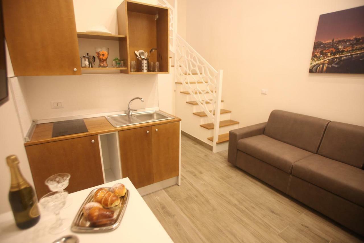 Bed and Breakfast Garibaldi Station 2Punto0 Neapol Zewnętrze zdjęcie